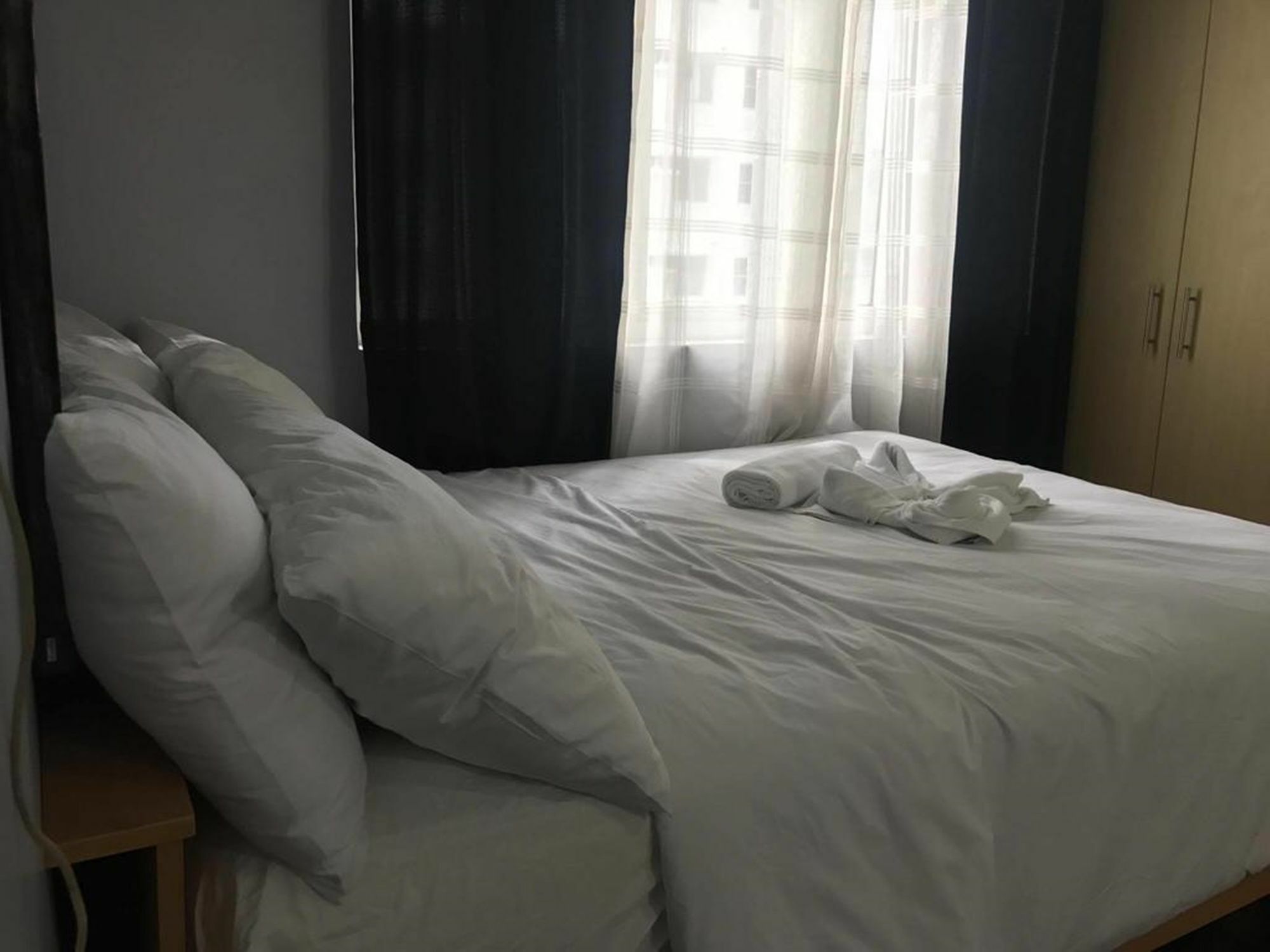 Go-Stay @ South Of Market Taguig Kültér fotó