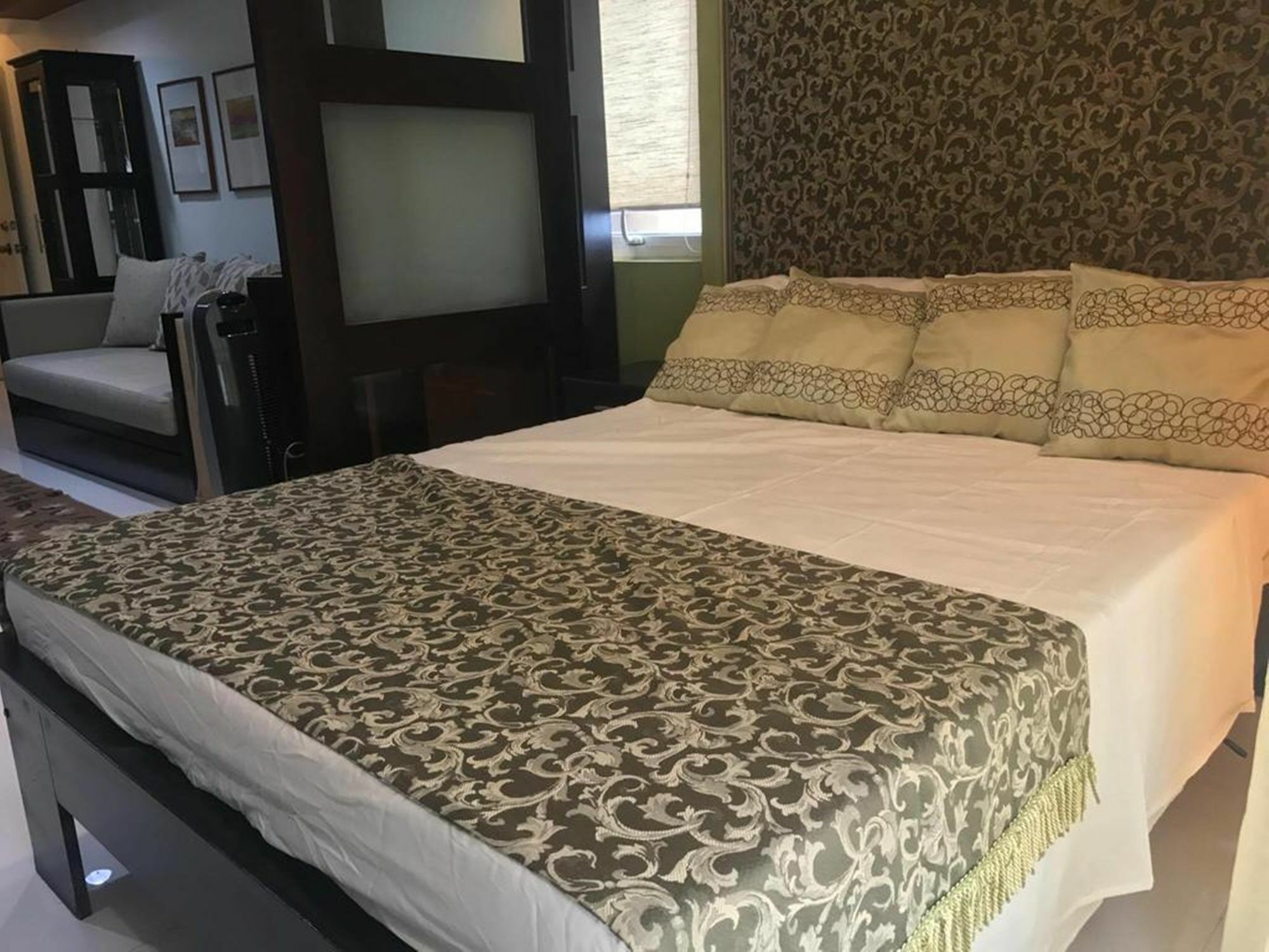 Go-Stay @ South Of Market Taguig Kültér fotó