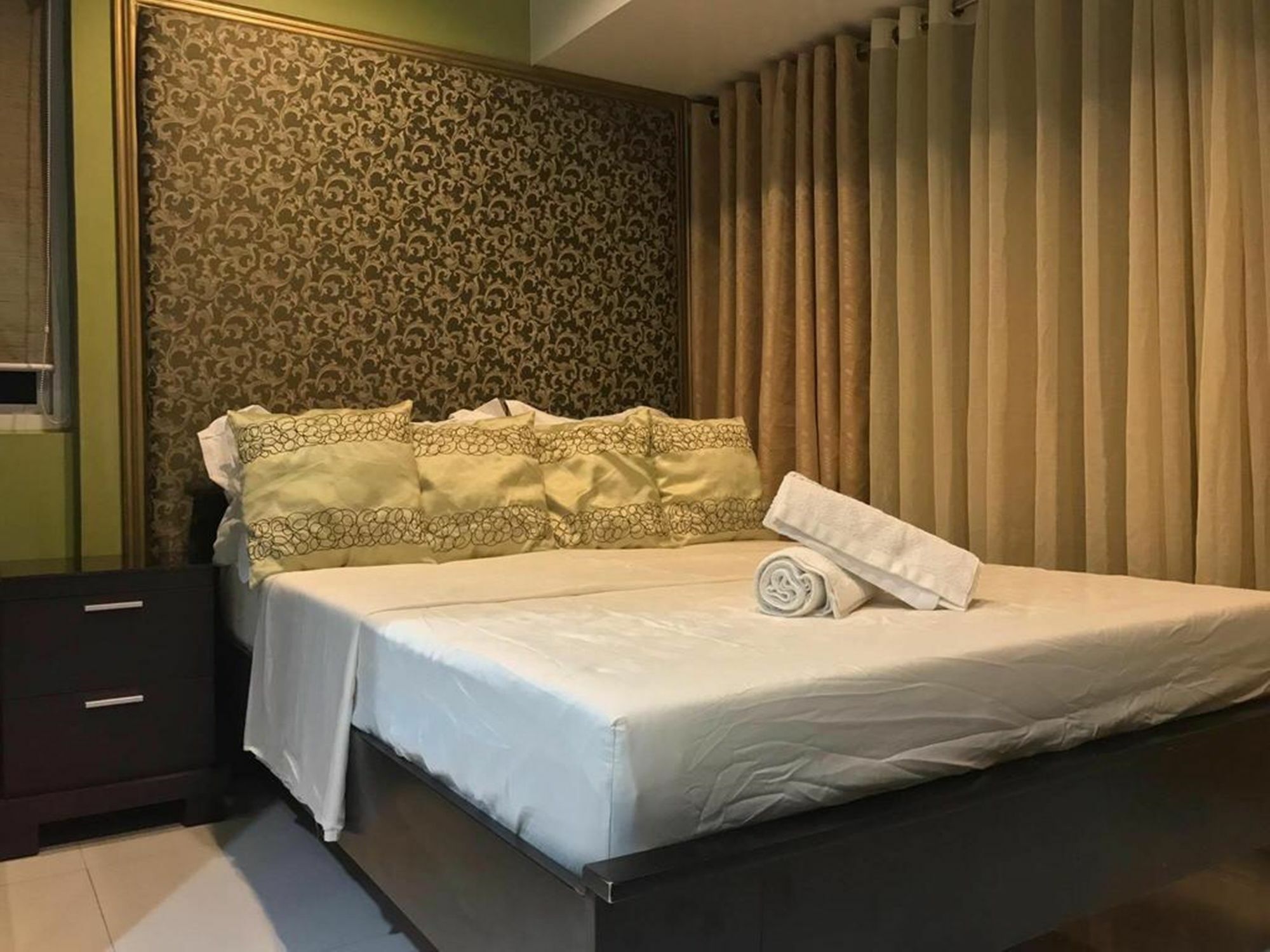 Go-Stay @ South Of Market Taguig Kültér fotó